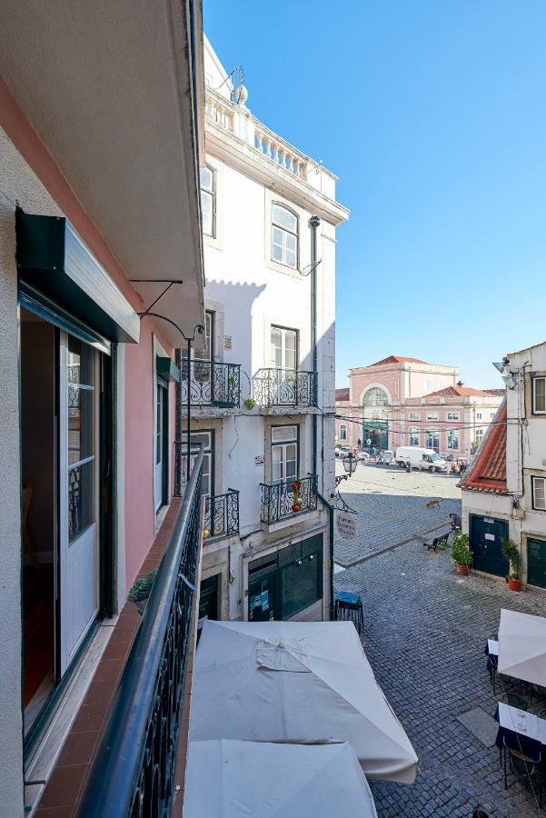 Charming Apartment In Alfama Lisboa Ngoại thất bức ảnh